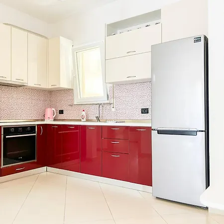Apartment Unbelievable 1213 Golem (Tirana)